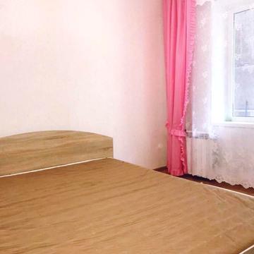 Андрія Малишка вул., 27