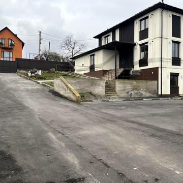 Братів Котенків вул., 12