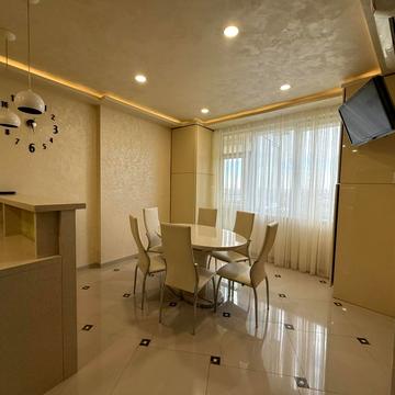 Бережанська вул., 54