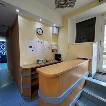 Івасюка вул., 48