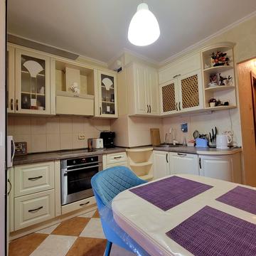 Олени Пчілки вул., 4