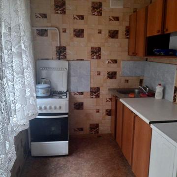 Оренда 2 кімнатна квартира вул.Щербаківського,49б