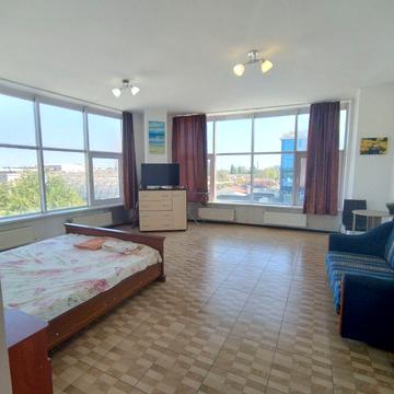 Пантелеймонівська вул., 112