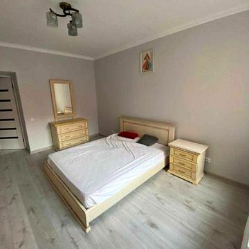 Оренда 3-кімнатної квартири, вул. Богдана Хмельницького