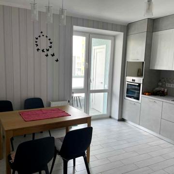 Карла Мікльоша вул., 9