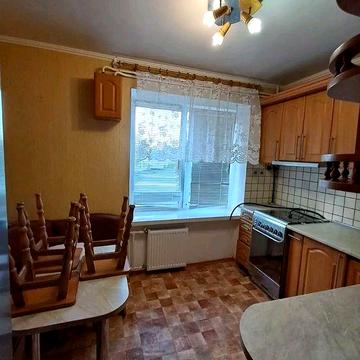 ЗАБРОНЬОВАНО.Оренда двокімнатної квартири в центрі міста