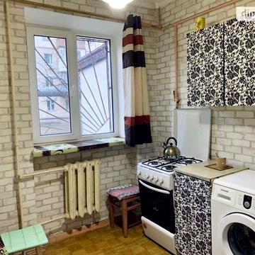 Довгострокова оренда 1к Квартира Космонавтів вулиця