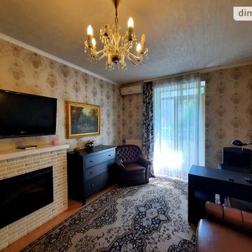 Довгострокова оренда 2к Квартира Старокозацька (Комсомольська) вулиця