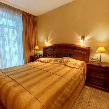 Князів Острозьких вул. (Московська), 37/2