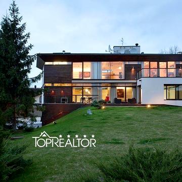 Білої Акації вул., 20