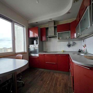 Оренда 3 кім.квартири S-70м.кв. вул. Харківське шосе 146 без%