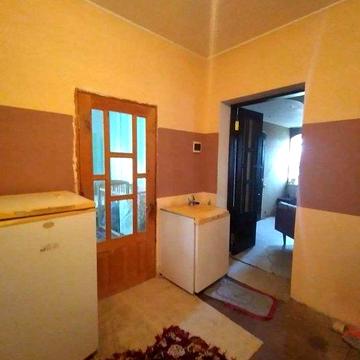 Продам дом 118.3м2, цегляний, з ремонтом в с. Мирне, центр, 20 соток