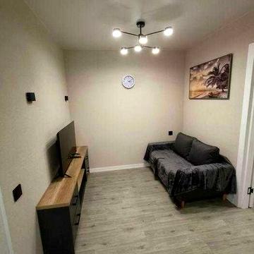 ЖК Одеський бульвар 1 к квартира ДРУГИЙ ПОВЕРХ ПЕРША ЗДАЧА диван+ліжко