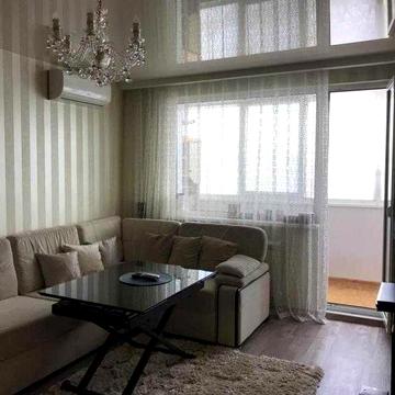 Продам 2к квартиру Роганский ж\м Кап. ремонт 3й эт\9ти. Ул. планировки