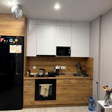 Регенераторна вул., 4