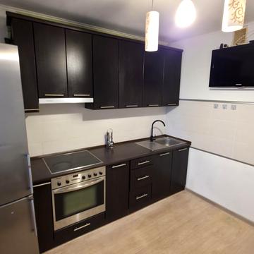 Червоної Калини просп. (Володимира Маяковського), 68