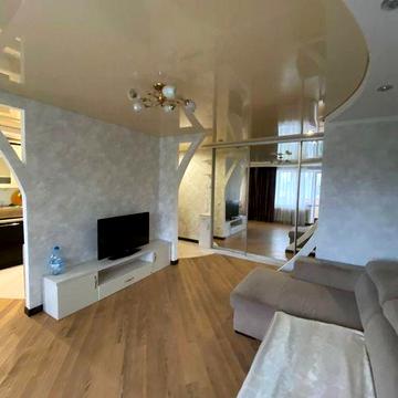 Трикімнатна квартира студія