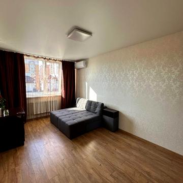 Літературна вул. (Чехова), 14-В