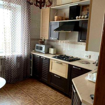 Сдам 3к кв метро Научная 4/10 Ляпунова