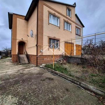 Родини Харченків, 70