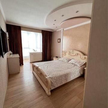 Здається 2-кім квартира вул. Руська!