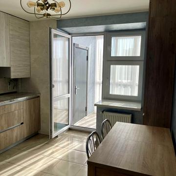 Генерала М. Тарнавського вул., 38