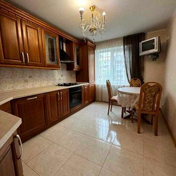 Сдам 3-ком. квартиру О.Поля