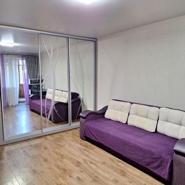 Майка Йогансена вул. (Лермонтовська), 38