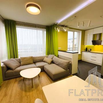 Анатолія Петрицького вул., 21-А