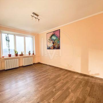 Старонаводницька вул., 8-Б