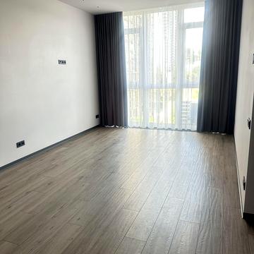 Джона Маккейна вул. (Івана Кудрі), 1