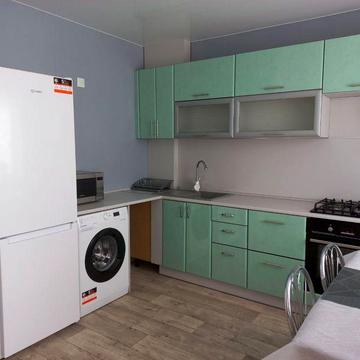 Сдам  4 к квартиру, левый берег.