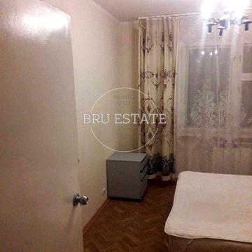 Поліська Бориспільська 2к 52м Дарниця метро Червоний Хутір