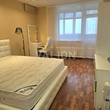 Бориса Гмирі вул., 6