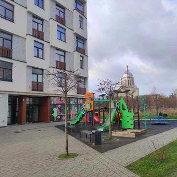 Продаж квартири з частковим ремонтом