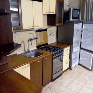 В оренду 2-кімнатна квартира по вул. Збройних сил України