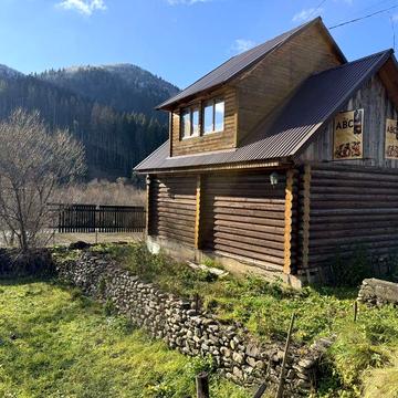 Продається два будиночка під туризм або бізнес у горах с. Сойми