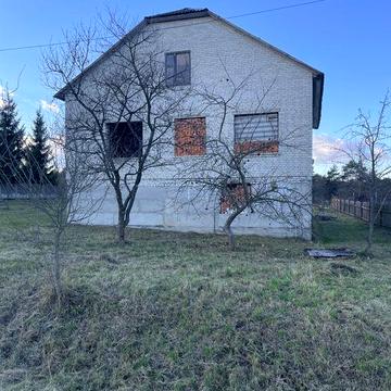 Продаю будинок у селі