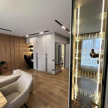 2 км квартира з дизайнерським ремонтом ЖК Опришівська слобода