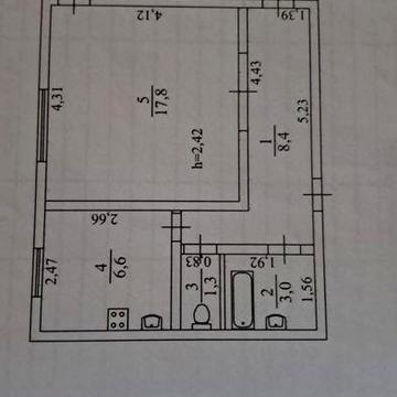 Продам 2-х кімнатну квартиру в центрі міста.