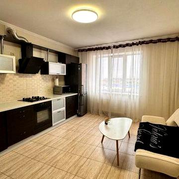 Квартира з видом на море