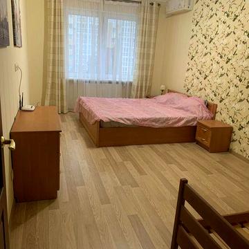 Шикарна 1 к квартира 42 м2 ЖК Патріотика Позняки Осокорки