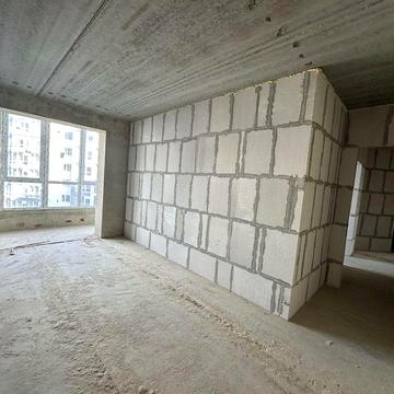 Продам 2 км вул. Княгинен 44 площа 72м2