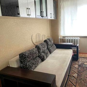 Довгострокова оренда 1к Квартира Ньютона вулиця