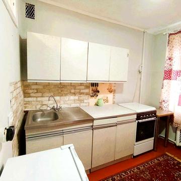 $$ Оренда квартири, р-н Покровського собору