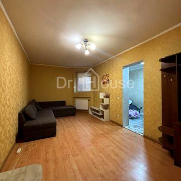 Оренда 1-кімнатної квартири на вул. Союзу Українок (бл.центр)