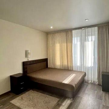 Сдам раздельную 3к квартиру на победе 1/Мандрыковская/Прибоежный Сквер