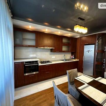 Довгострокова оренда 3к Квартира Угорська вулиця