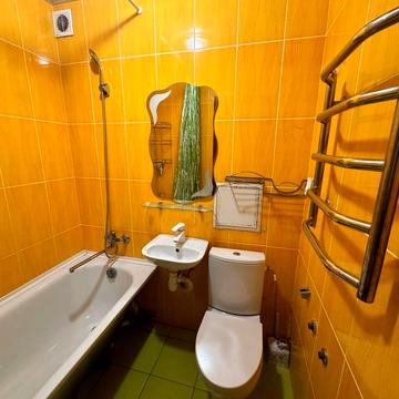 Продам 2 комн.квартиру 45м2 РЕМОНТ ТРК Украина Зубенко Салтовка