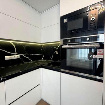 Аренда Шикарной 3 комнатной Квартиры Студии, Корабельный ост.Универмаг